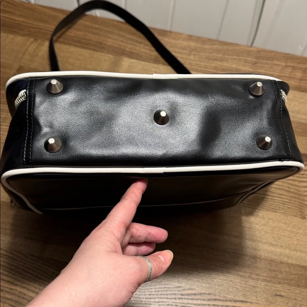 Pan Am Black and White Men's Bag - Picture 5 of 11